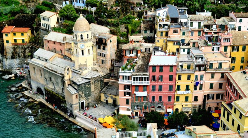 Vernazza – mellan klippor, hav och turister
